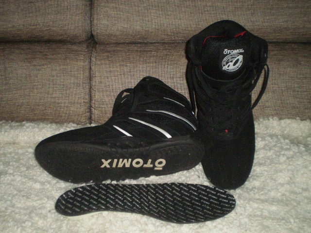 Otomix Extreme Trainer Pro shoe#M 8000 M12,P13 1/2