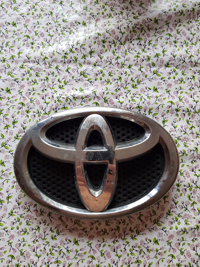 Znaczek Toyota Auris II Lift