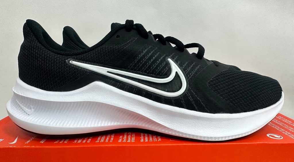 Buty Nike Downshifter 11 rozmiar 40,5
