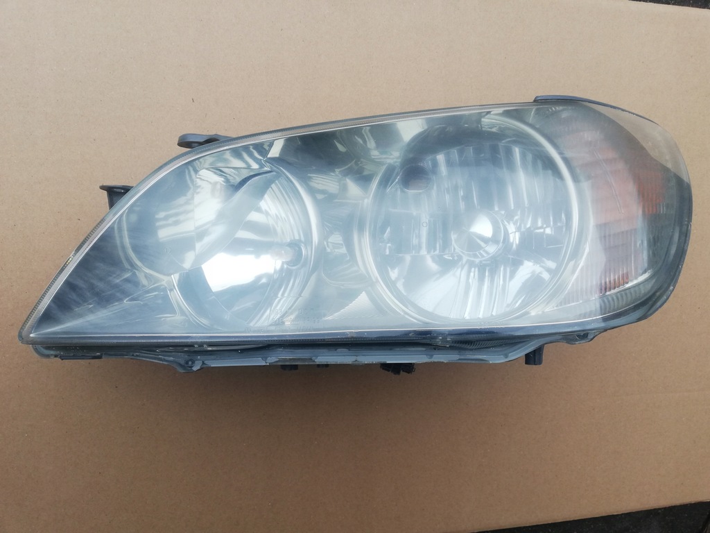 LEXUS IS IS200 IS300 9905 LAMPA LEWA XENON EUROPA