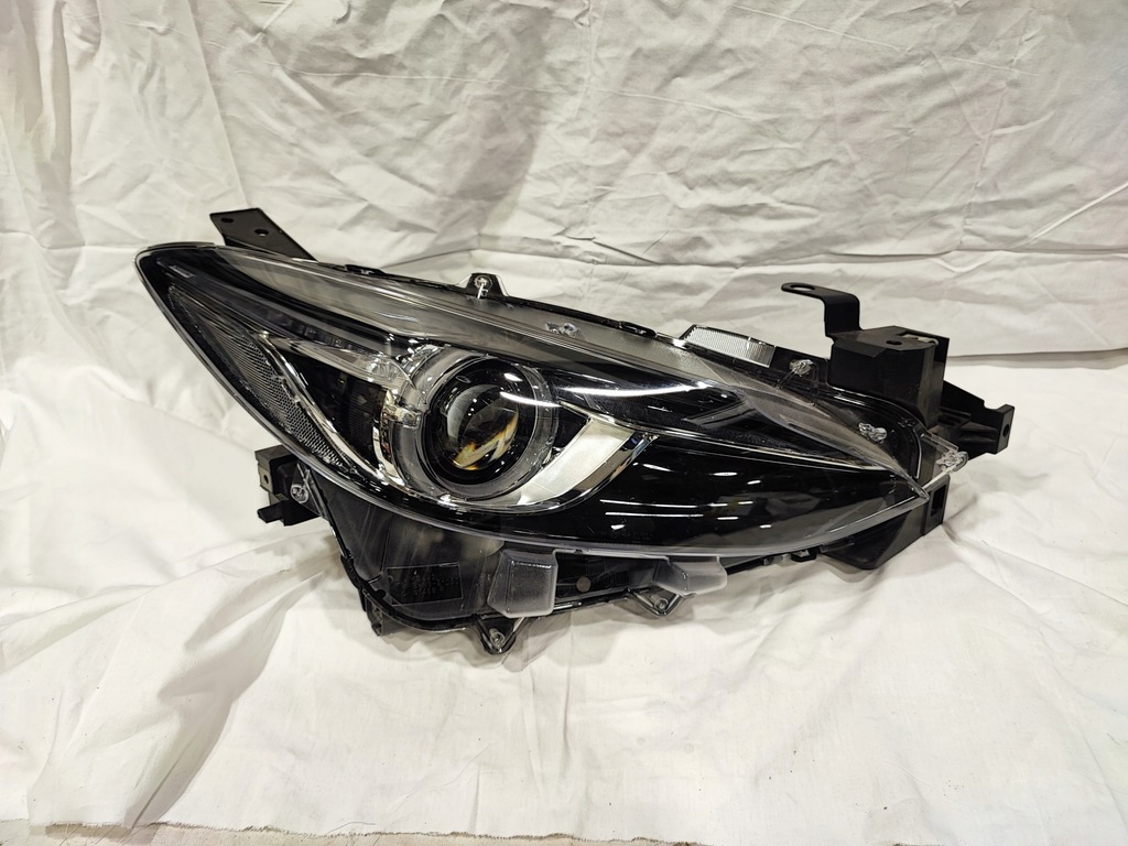 MAZDA 3 BM 2013-2017 LAMPA PRAWA XENON + LED SKRĘTNY EUROPA ORYGINAŁ