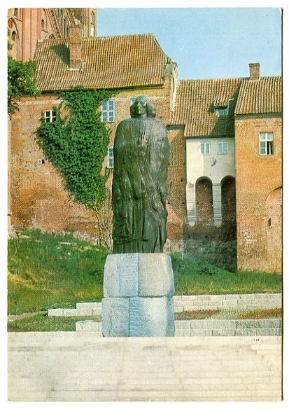 FROMBORK :: Pomnik Kopernika
