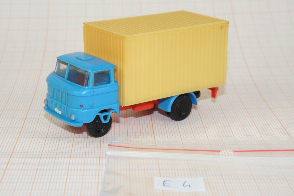 ESPEWE DDR 1:87 (4) IFA chłodnia