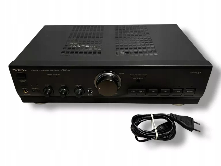 WZMACNIACZ TECHNICS SU-A700MK3