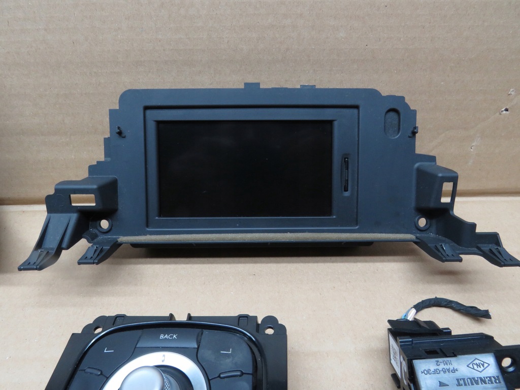 RENAULT LAGUNA III NAWIGACJA TOMTOM KOMPLET 9446922009 oficjalne