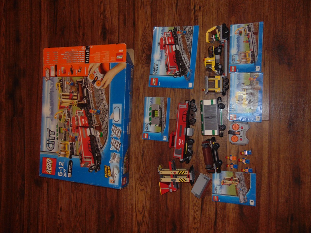 LEGO City 3677 pociąg towarowy Red Cargo Train - 11622492418 ...
