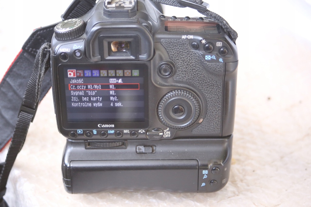 Canon EOS 40D obiektyw oraz grip