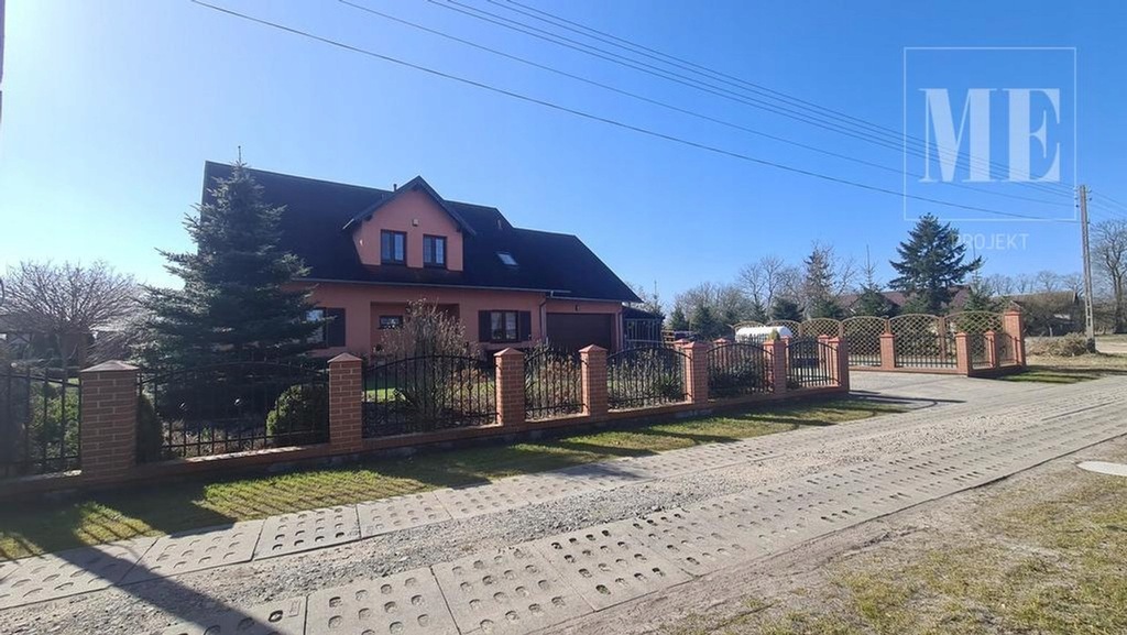 Dom, Krępsko, Goleniów (gm.), 350 m²