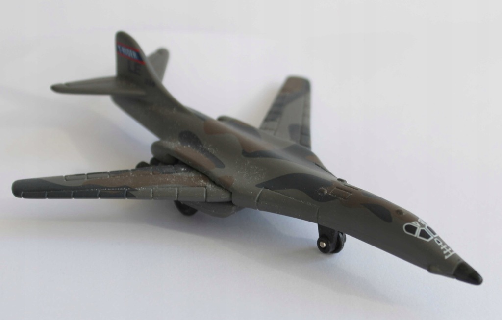 Samolot Met. B1B Lancer Matchbox