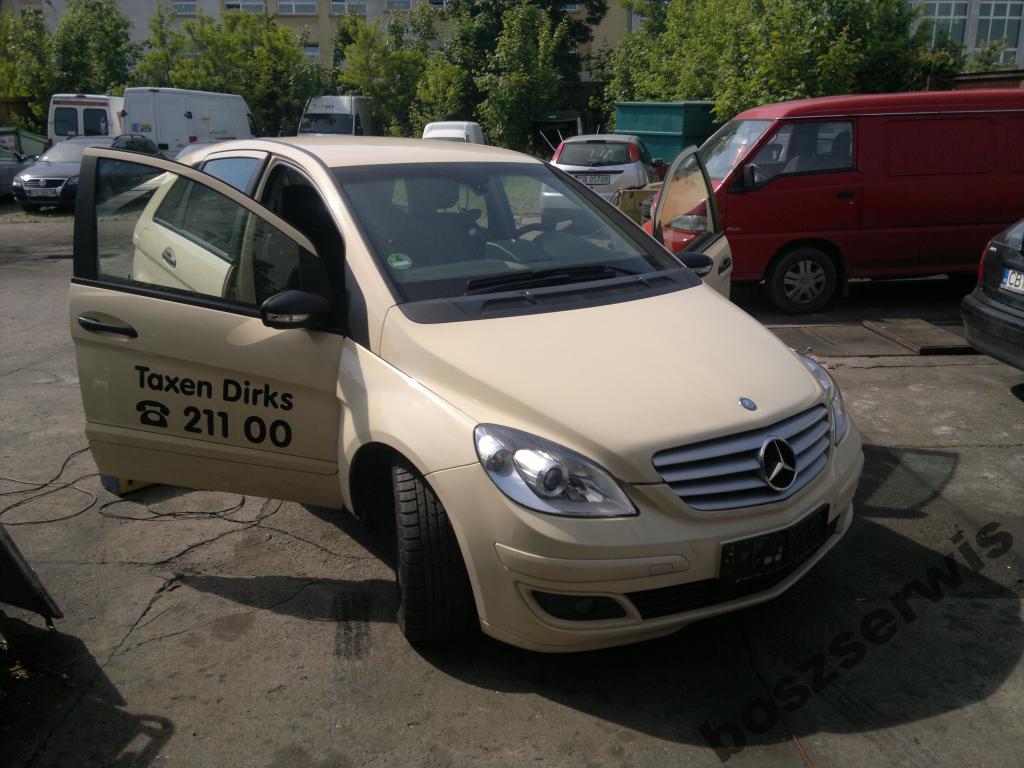 MERCEDES B KLASA W245 WYGŁUSZENIE MASKI SILNIKA