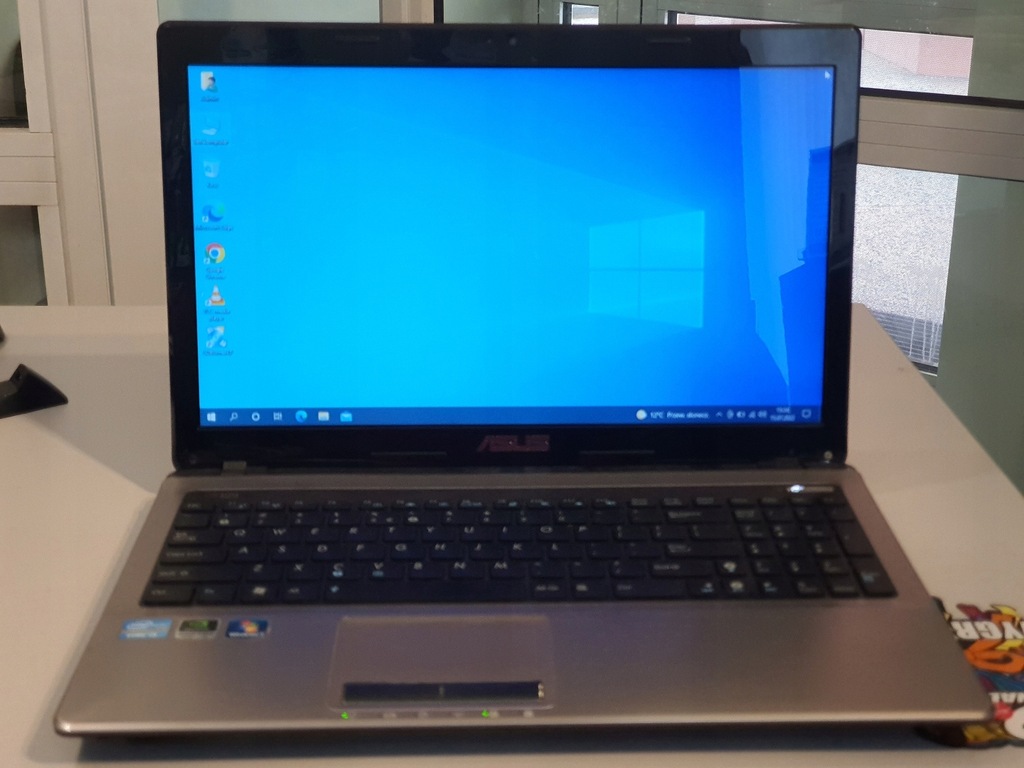 Laptop ASUS X53S Intel Core i3 4GB 120GB SSD