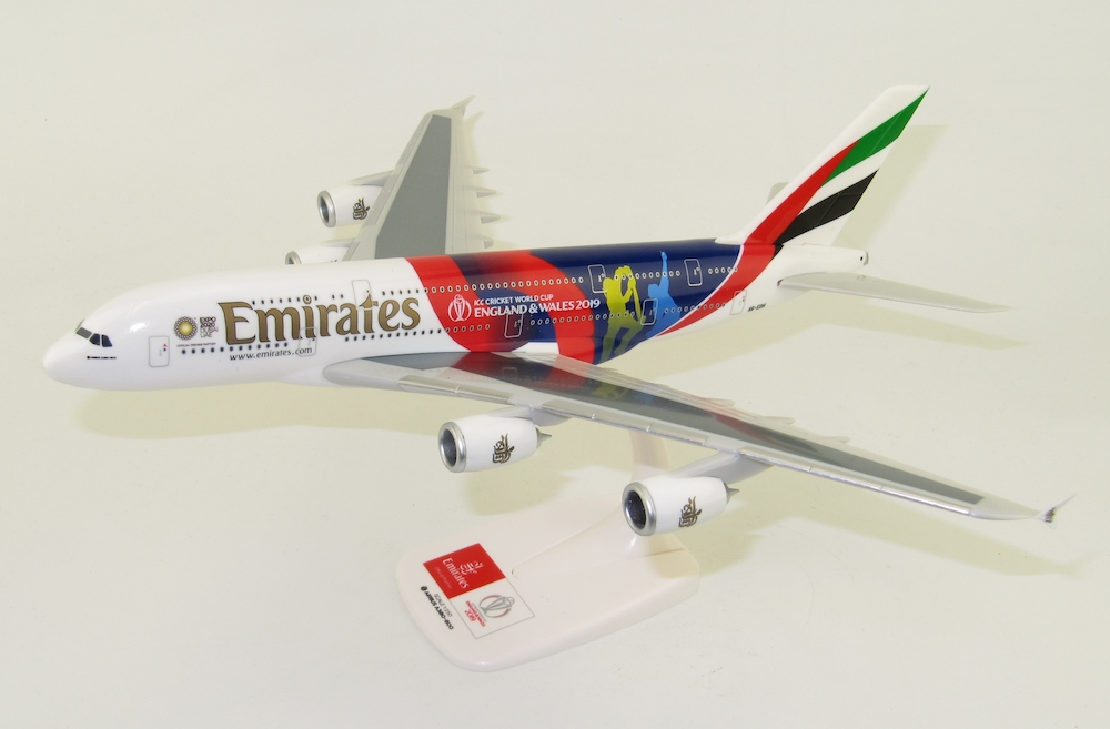 Купить Модель Airbus A380 Emirates Cricket 1:250: отзывы, фото, характеристики в интерне-магазине Aredi.ru