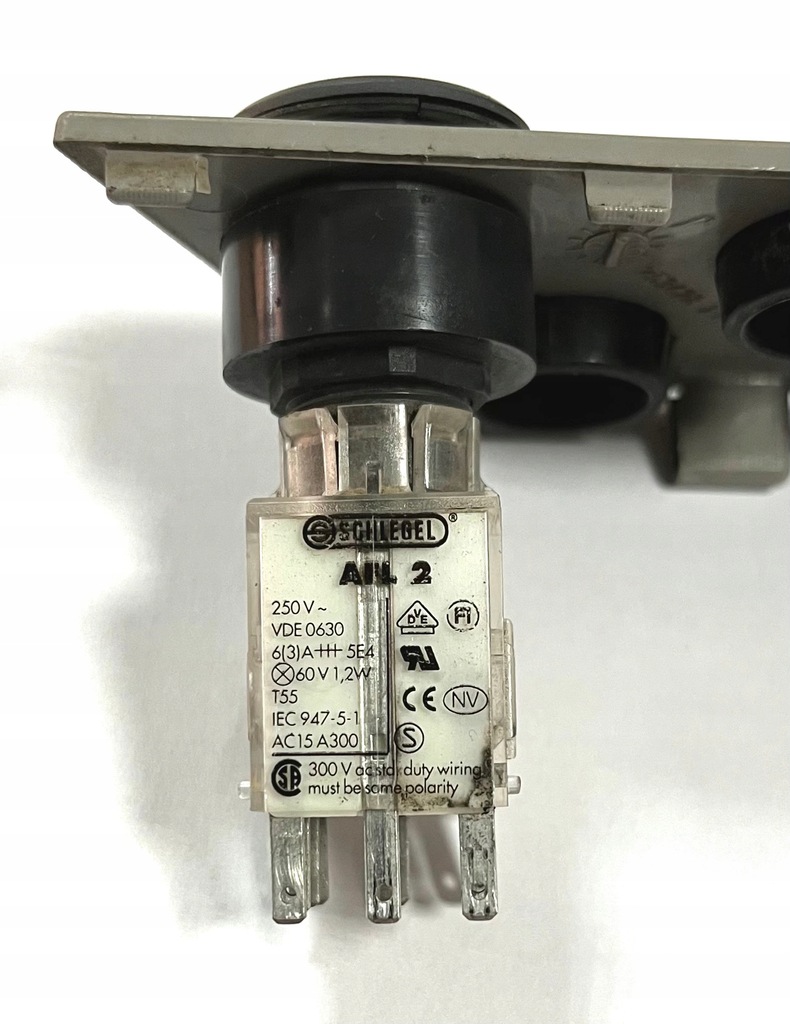 SCHLEGEL ATL 2 stycznik przyciskowy 250V VDE 0630 T55 IEC 947-5-1