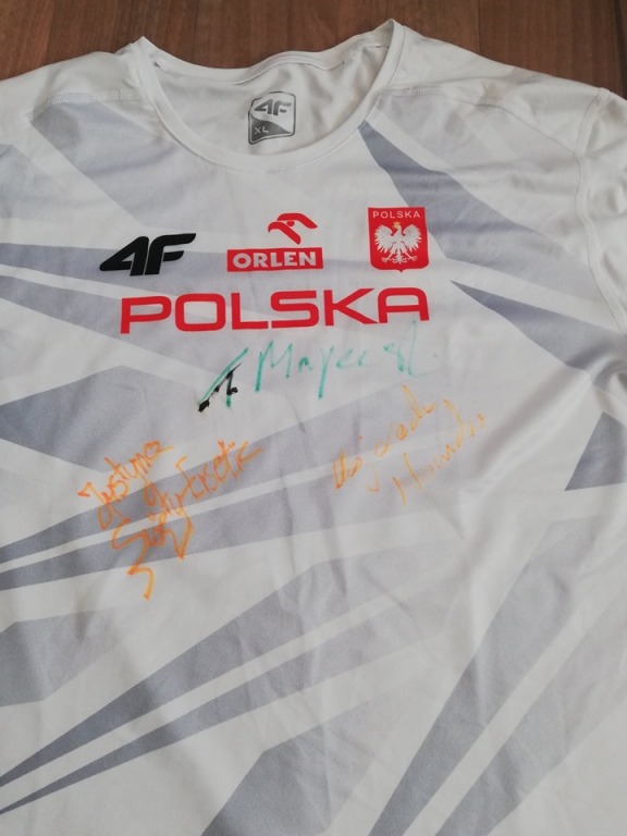 koszulka Polski 4f z autografami