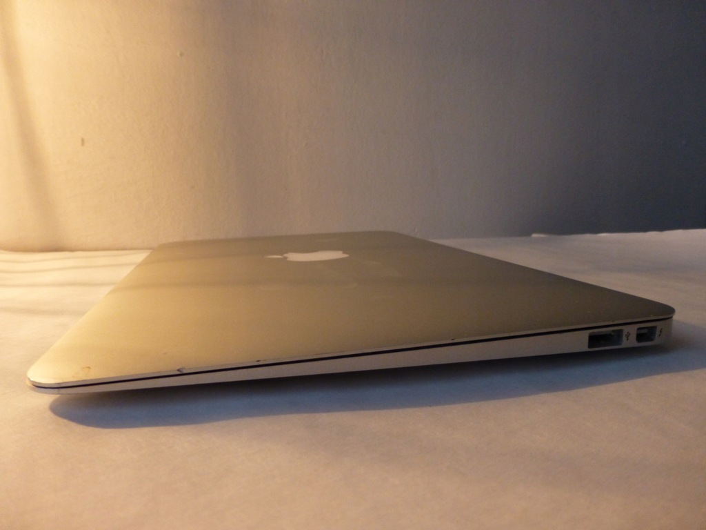 Apple MacBook Air 11'' A1370 i5-2467M 64GB | T 278 - 8767355656