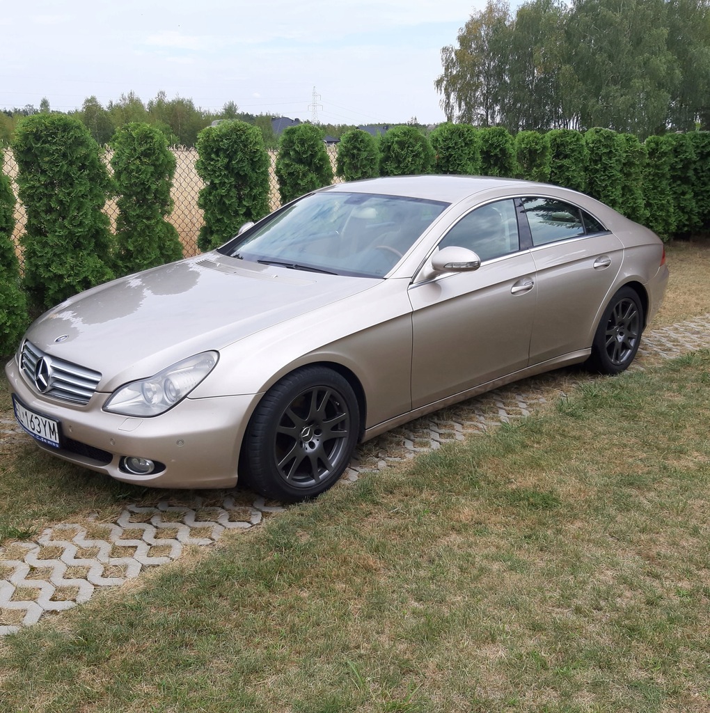 Mercedes CLS 8282485369 oficjalne archiwum Allegro