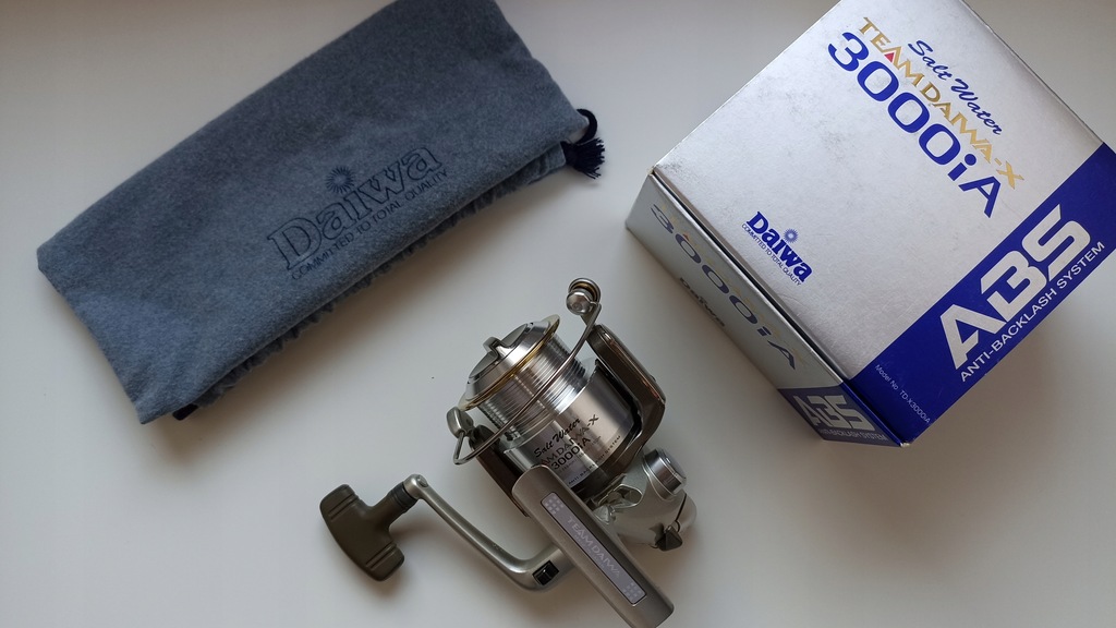 Solt Water TEAM DAIWA-X-3000iA 定価52000円 ダイワ MADE IN JAPAN
