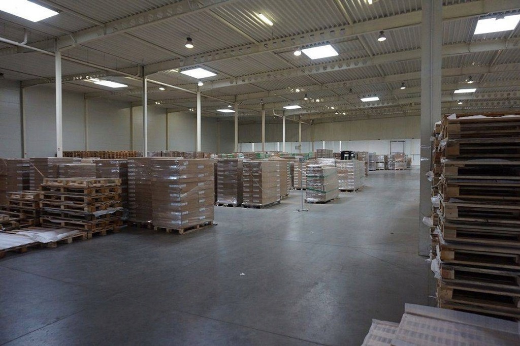 Magazyny i hale, Komorniki, 6000 m²