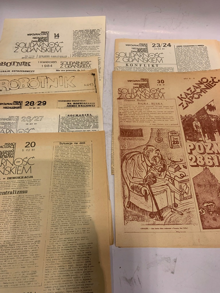 SOLIDARNOŚĆ Z GDAŃSKIEM ŁÓDŹ , ROBOTNIK DRUKI 8 SZTUK 1980,81,84 R