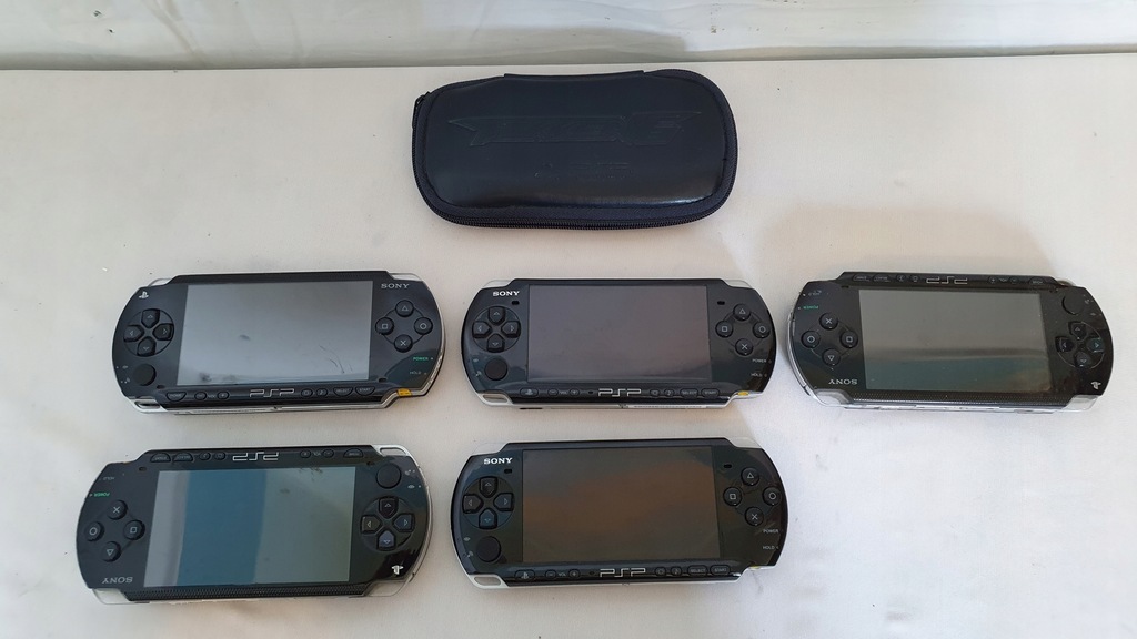 Pakiet 4 konsol Sony PSP + 1 uszkodzona PSP