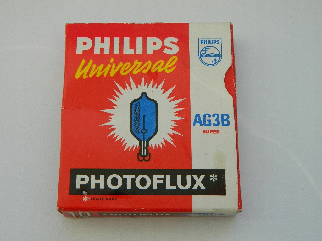 ŻARÓWKI PHILIPS FLASH AG3B