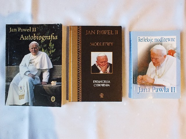 3 książki o Papieżu Janie Pawle II, nowe