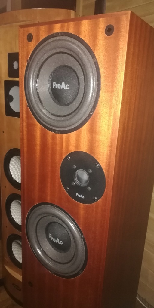 Proac studio cheap 200