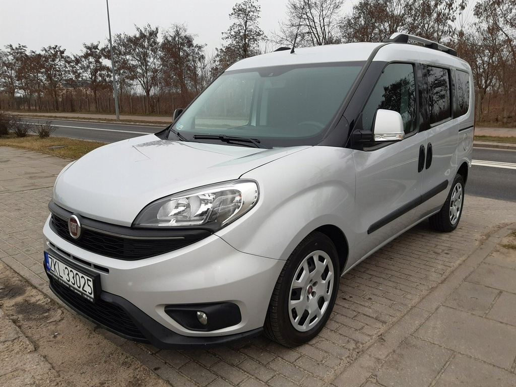 Fiat Doblo 1,6 mjtd 120KM Navi Uconnect Gwarancja