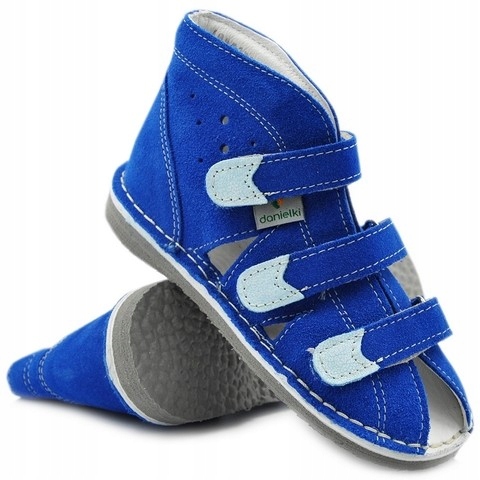 Buty profilaktyczne zmienne chłopięce z usztywnionym zapiętkiem danielki 22