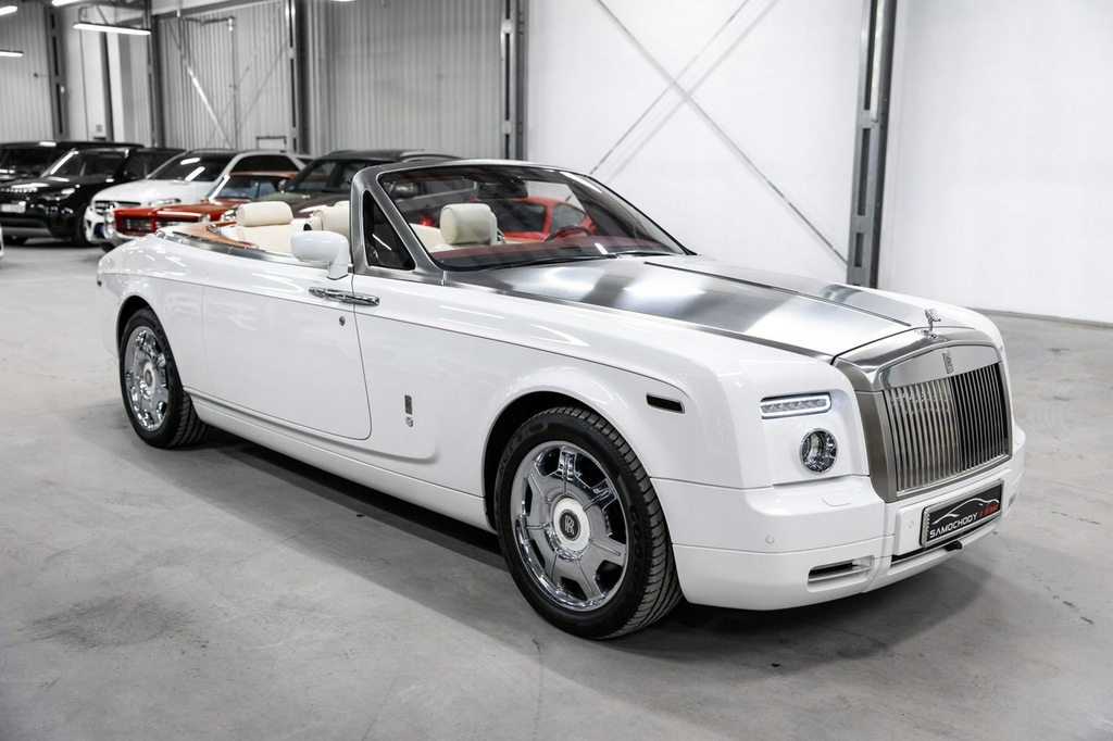 Rolls-Royce Phantom Drophead Coupe. Bezwypadkowy.