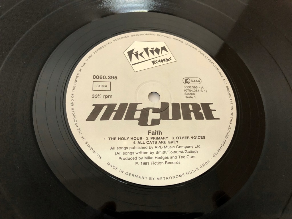 Купить The Cure Faith ---LP EX D2685 Новая волна готик-рока: отзывы, фото, характеристики в интерне-магазине Aredi.ru