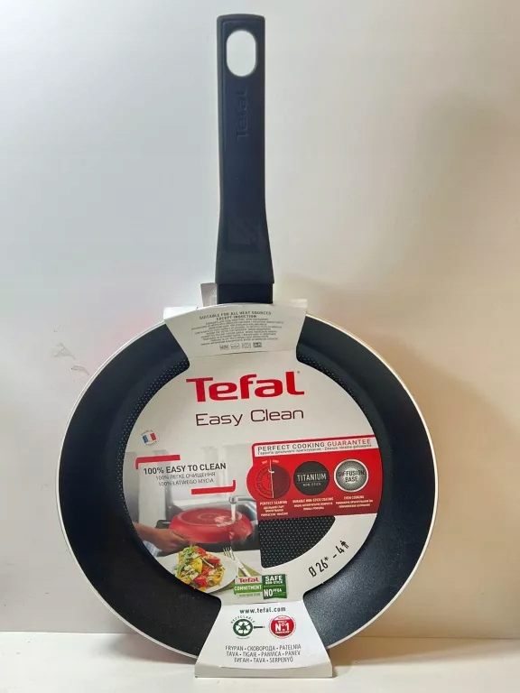 TEFAL EASY CLEAN 26