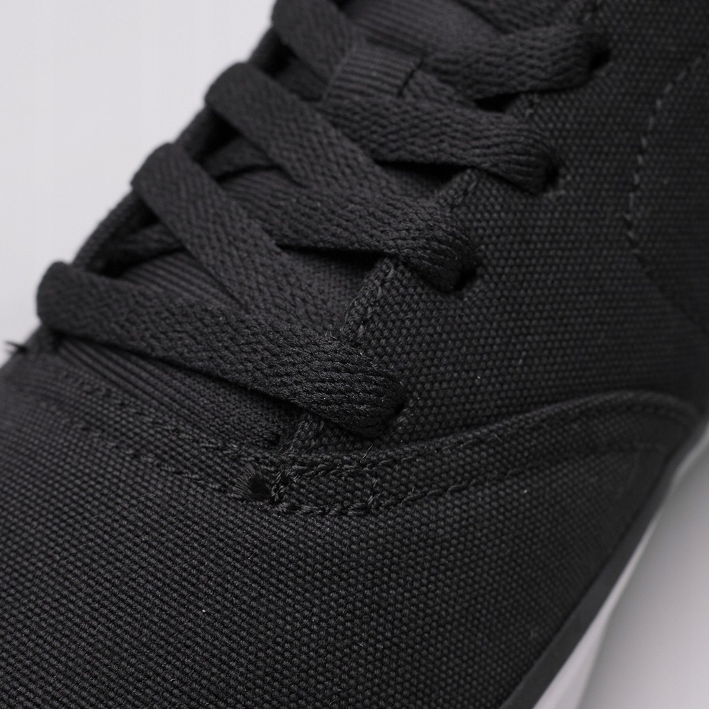 nike air force 1 lv8 ul white