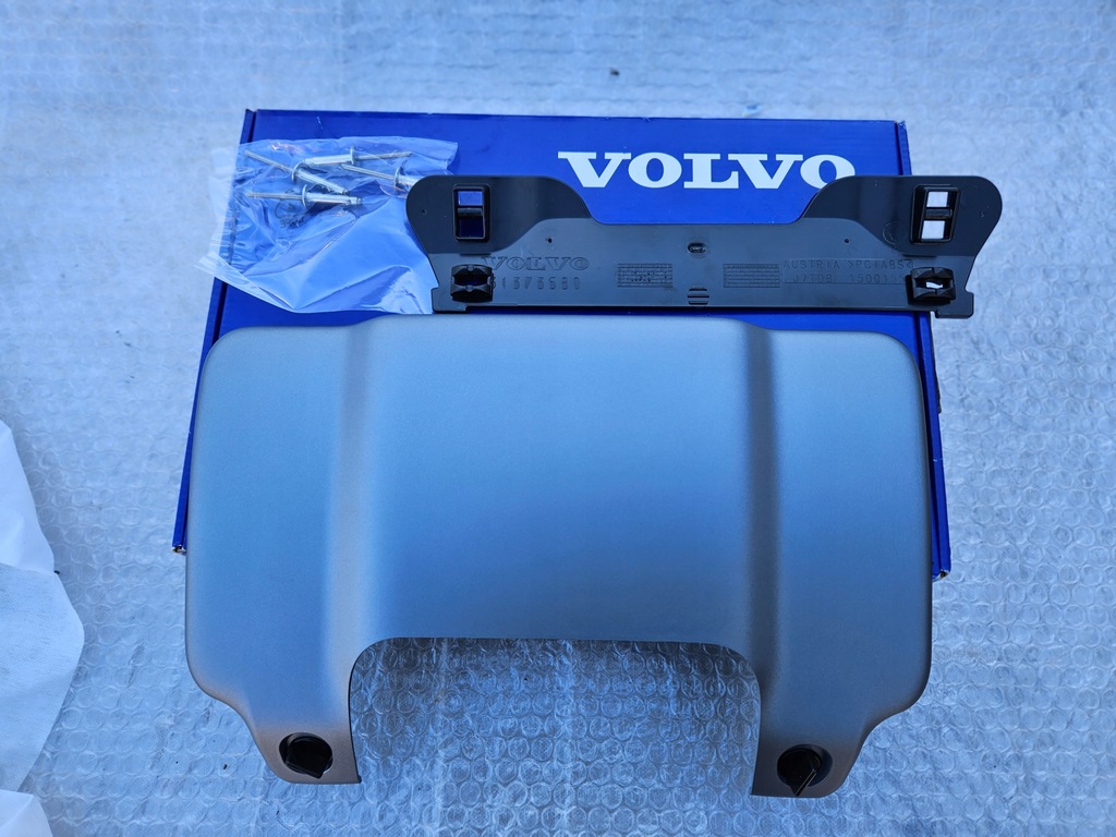 VOLVO XC60 09-17 ZASLEPKA HAKA NOWA ORYG 31373614