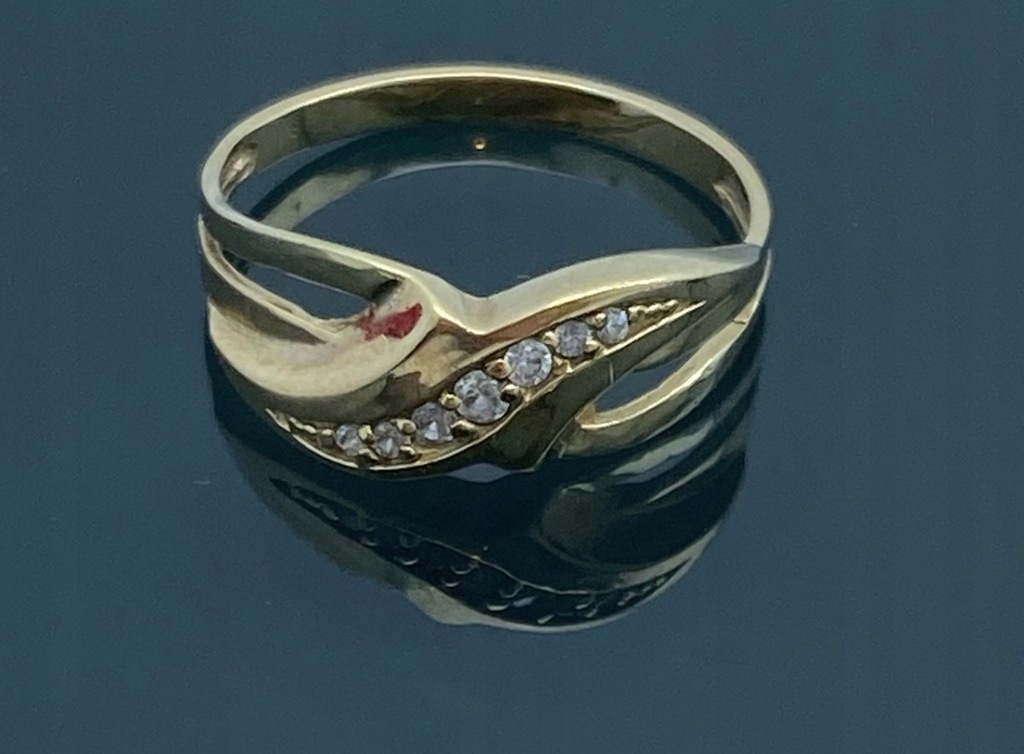 Wyjątkowy złoty pierścionek p333 2,74g R13