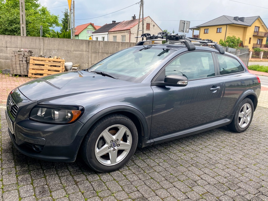 Купить VOLVO C30 2.0 D 136 л.с.: отзывы, фото, характеристики в интерне-магазине Aredi.ru