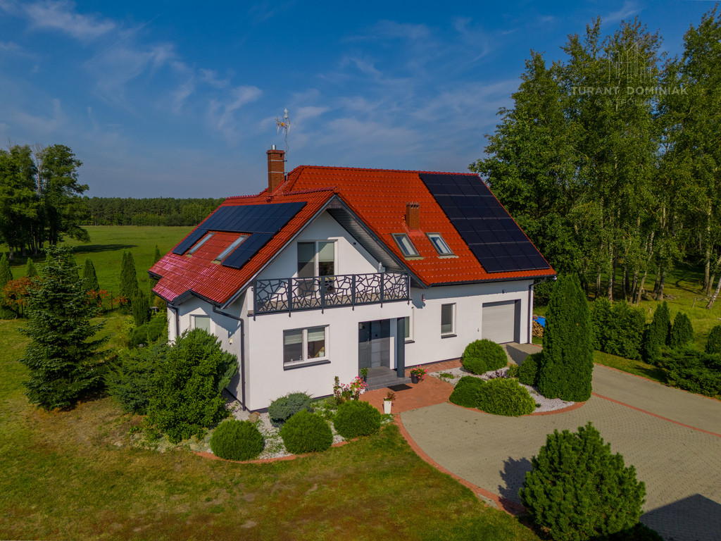 Dom, Tanowo, Police (gm.), 211 m²