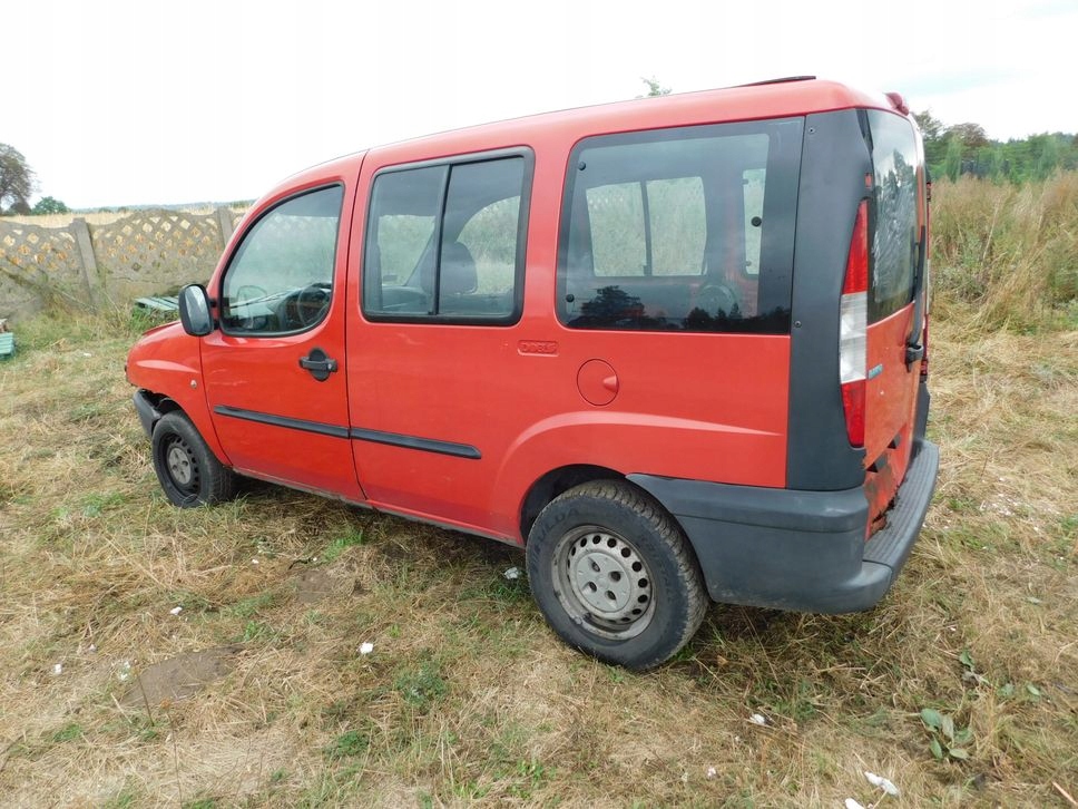 FIAT DOBLO I 1.9 JTD ZBIORNICZEK WYRÓWNAWCZY 7543096163