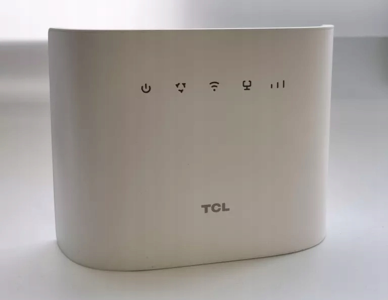 ROUTER TCL LINKHUB HH132VM