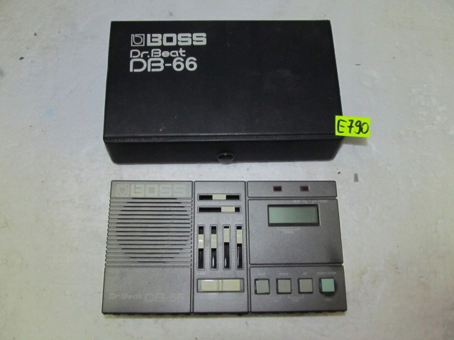 ELEKTRONICZNY METRONOM ROLAND BOSS DR. BEAT DB-66 - NR E790