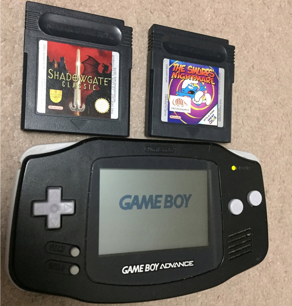 Gameboy Advance + 2 gry
