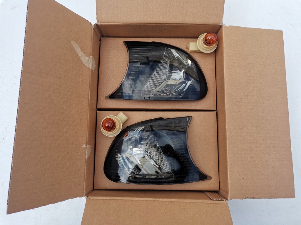 KIERUNKOWSKAZY BMW 3 E46 COUPE CABRIO 1999-03 NOWE