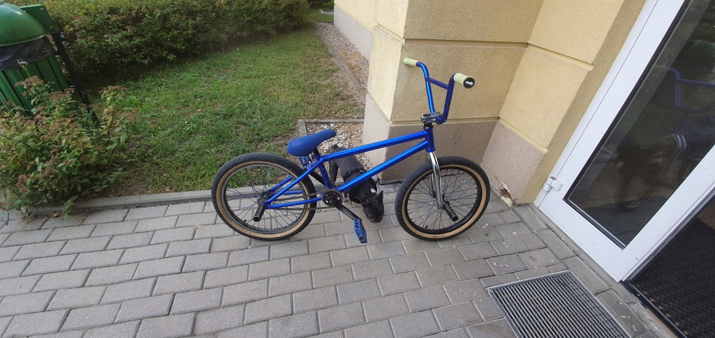 BMX stereo electro