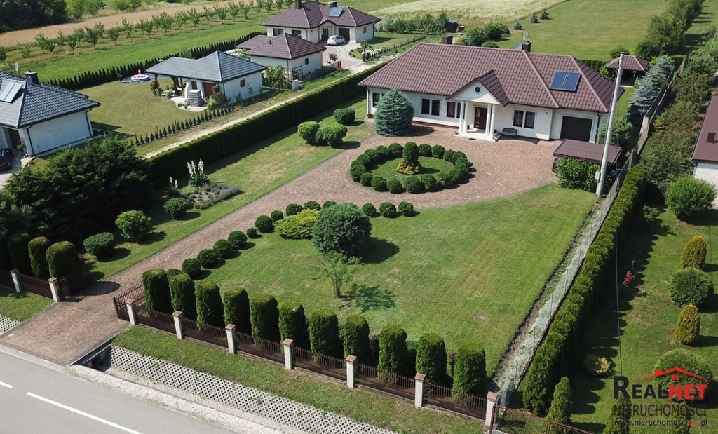 Dom, Skotniki Duże, Busko-Zdrój (gm.), 140 m²