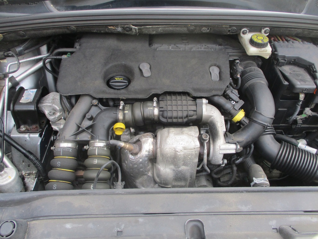 SILNIK CITROEN C4 II B7 1.6 HDI E-HDI 9H06