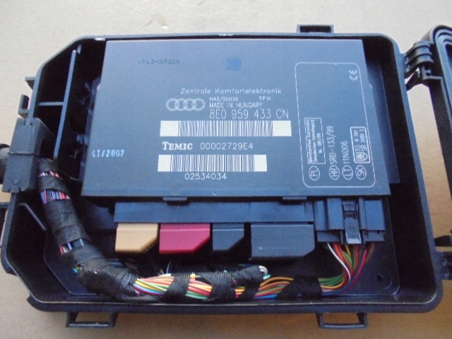 MODUŁ KOMFORTU AUDI A4 B7 8E0959433CN EUROPA