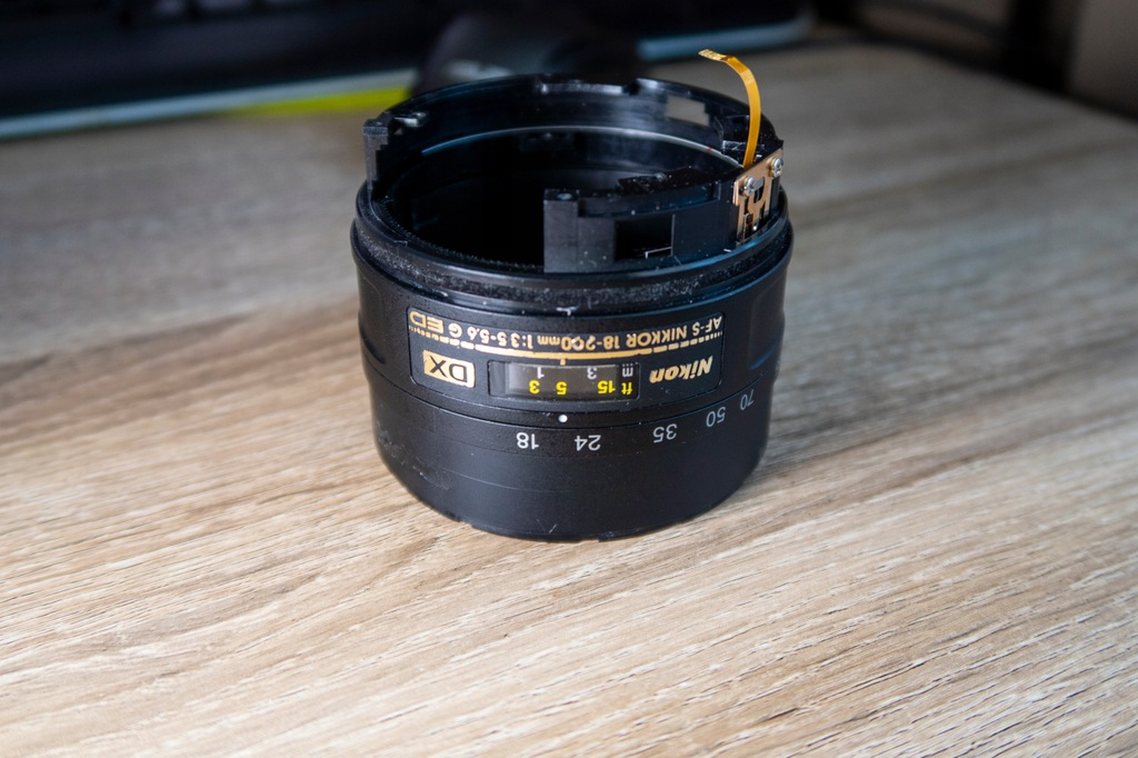 Pierścień AF z czujnikiem GMR Nikon AF-S 18-200 VR