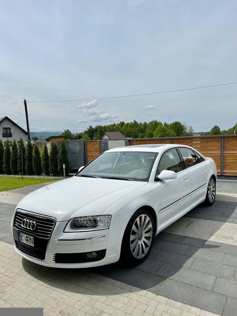 Audi A8 4.2 FSI Quattro 350KM 2007r import Japonia