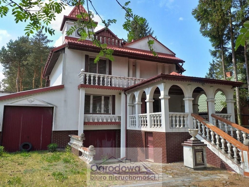 Dom, Urle, Jadów (gm.), 212 m²