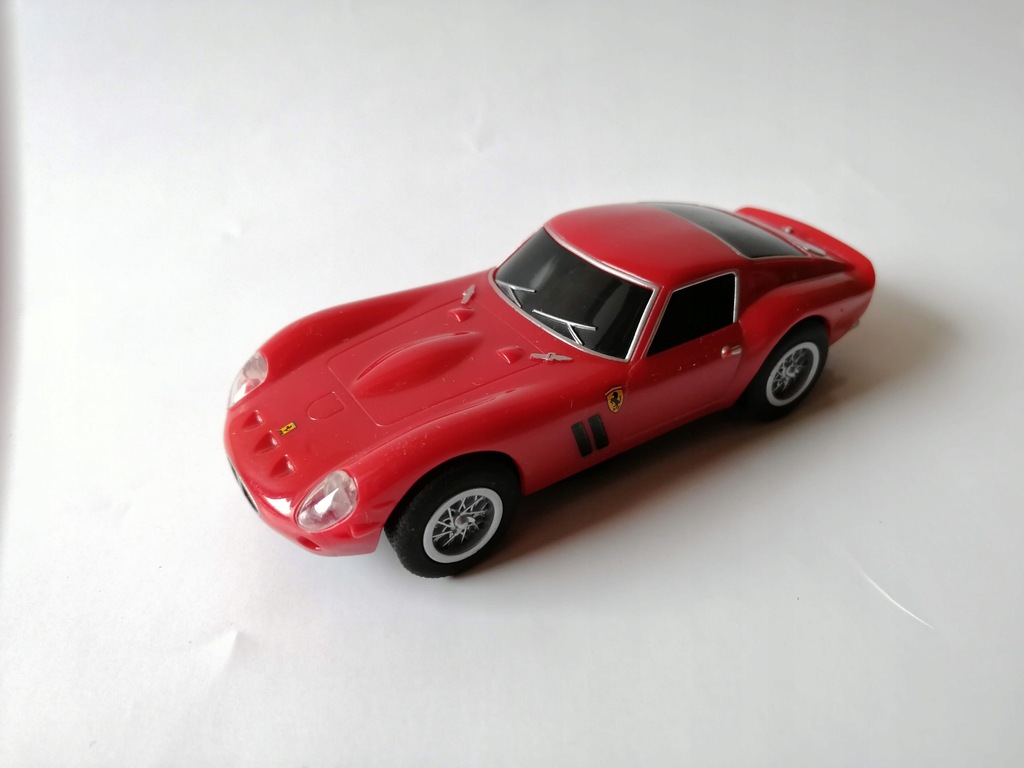 Ferrari 250 GTO. Seria Shell V-Power. 1:38